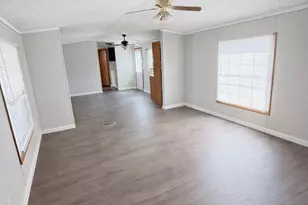 716 Treeview Ln, Round Lake Park, IL 60073 - Photo 2