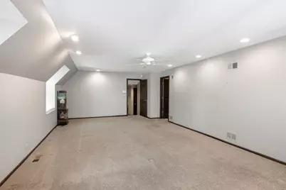 2621 Landwehr Road, Glenview, IL 60026 - Photo 18