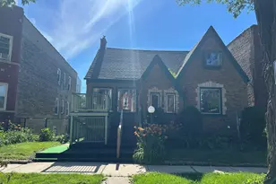 8906 S Hermitage Ave, Chicago, IL 60620 - Photo 2