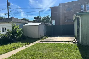 8906 S Hermitage Ave, Chicago, IL 60620 - Photo 36