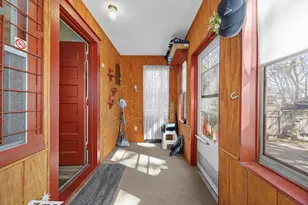 427 Grand Ave, Aurora, IL 60506 - Photo 24