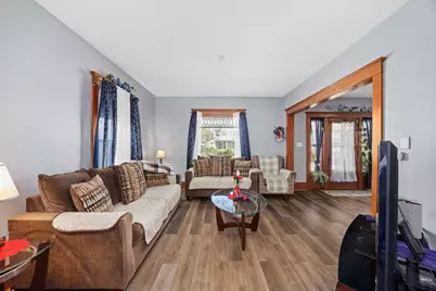 427 Grand Avenue, Aurora, IL 60506 - Photo 6