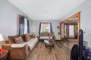 427 Grand Ave, Aurora, IL 60506 - Photo 6