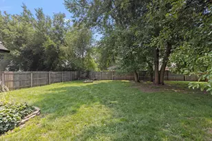 1112 Dalbigne St, Belvidere, IL 61008 - Photo 12