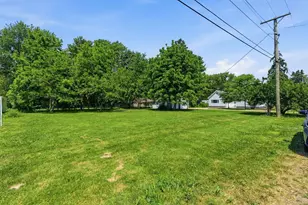201 W 3rd St, Streator, IL 61364 - Photo 24
