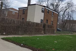 165 E 119th St, Chicago, IL 60628 - Photo 22