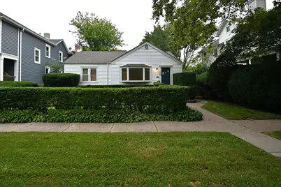 1570 Dewey Avenue, Evanston, IL 60201 - Photo 2