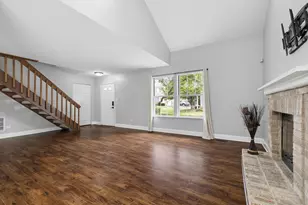 97 Cammeron Ct, Aurora, IL 60504 - Photo 2