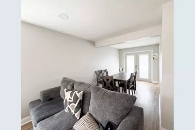 5711 W 87th Place, Oak Lawn, IL 60453 - Photo 6