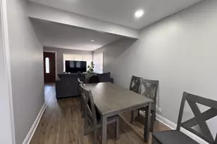 5711 W 87th Pl, Oak Lawn, IL 60453 - Photo 16