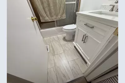 5711 W 87th Place, Oak Lawn, IL 60453 - Photo 12