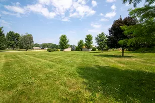 6229 Darline Dr, Saint Anne, IL 60964 - Photo 46