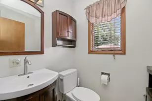 6229 Darline Dr, Saint Anne, IL 60964 - Photo 16