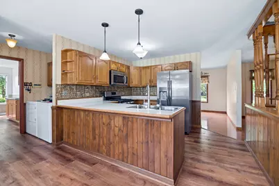 6229 Darline Drive, Saint Anne, IL 60964 - Photo 10
