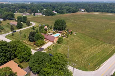 6229 Darline Drive, Saint Anne, IL 60964 - Photo 2