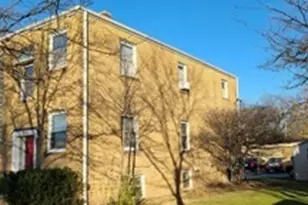 861 Waukegan Rd, Deerfield, IL 60015 - Photo 1