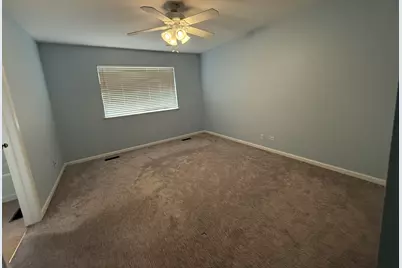 2250 Stoughton Drive #2250, Aurora, IL 60502 - Photo 32