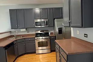 2250 Stoughton Dr, Aurora, IL 60502 - Photo 20