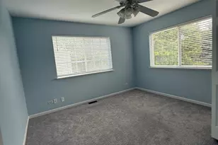 2250 Stoughton Dr, Aurora, IL 60502 - Photo 30