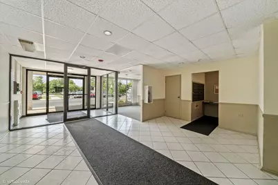 9737 N Fox Glen Drive #1G, Niles, IL 60714 - Photo 2