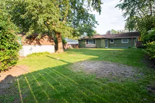 530 Maywood Ln, Hoffman Estates, IL 60169 - Photo 6