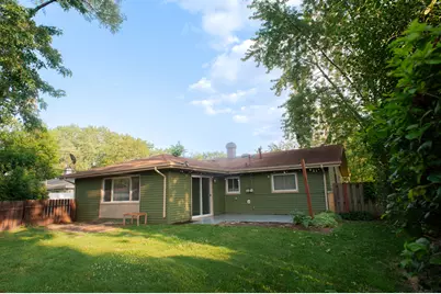 530 Maywood Lane, Hoffman Estates, IL 60169 - Photo 4
