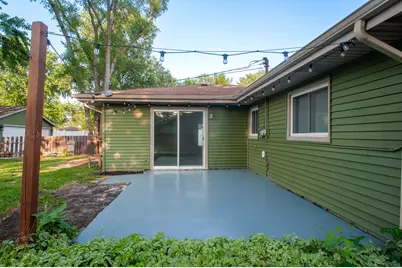 530 Maywood Lane, Hoffman Estates, IL 60169 - Photo 8