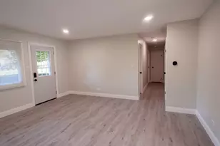 530 Maywood Ln, Hoffman Estates, IL 60169 - Photo 26