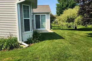 627 Americana Dr, Shorewood, IL 60404 - Photo 4