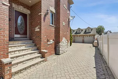 5611 S Nashville Avenue, Chicago, IL 60638 - Photo 2