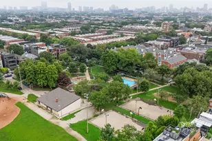 2640 N Bosworth Ave, Chicago, IL 60614 - Photo 48