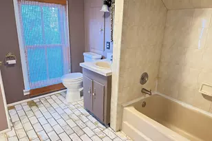 532 S Main St, Naperville, IL 60540 - Photo 20