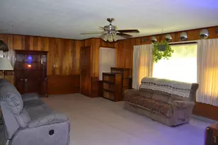 918 W Main St, Genoa, IL 60135 - Photo 12