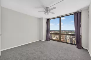 2650 N Lakeview Ave, Chicago, IL 60614 - Photo 18