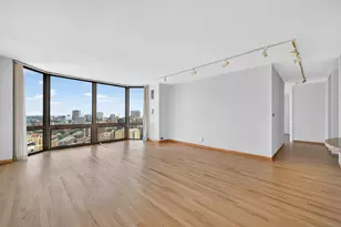 2650 N Lakeview Ave, Chicago, IL 60614 - Photo 4