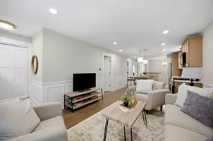 9118 S Wallace St, Chicago, IL 60620 - Photo 8