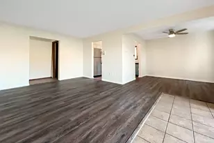 15800 Peggy Ln, Oak Forest, IL 60452 - Photo 6