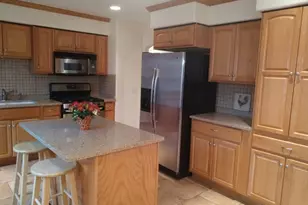 909 Dundee Ave, Barrington, IL 60010 - Photo 4