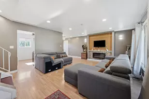 7798 Asbury Circle S, Hanover Park, IL 60133 - Photo 4
