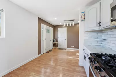 7798 Asbury Circle S, Hanover Park, IL 60133 - Photo 10