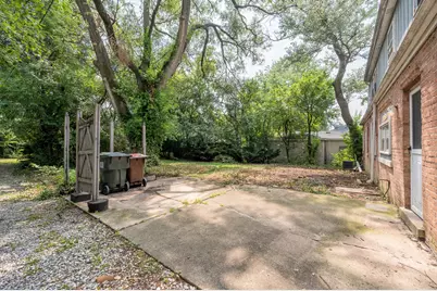 17757 Howe Avenue, Homewood, IL 60430 - Photo 12