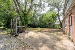 17757 Howe Ave, Homewood, IL 60430 - Photo 12