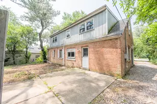 17757 Howe Ave, Homewood, IL 60430 - Photo 14