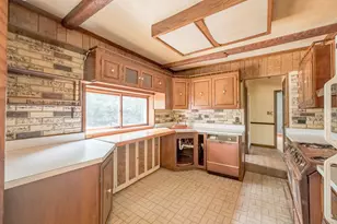 17757 Howe Ave, Homewood, IL 60430 - Photo 6