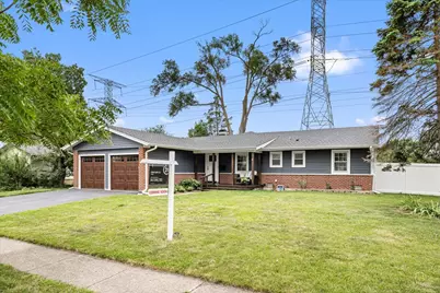 601 Walnut Lane, Elk Grove Village, IL 60007 - Photo 1