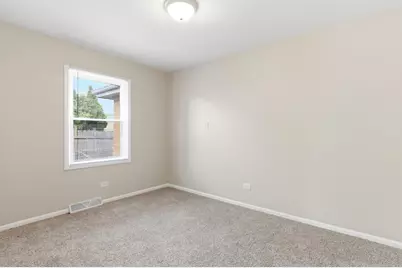 796 E 163rd Street, South Holland, IL 60473 - Photo 12