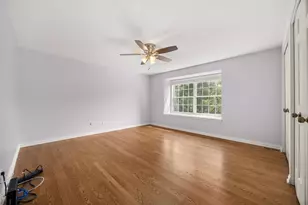 19W010 Ave Normandy East Ave, Oak Brook, IL 60523 - Photo 10