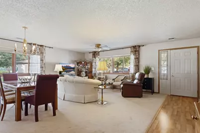 801 Coventry Lane #B, Sterling, IL 61081 - Photo 6