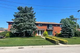 7915 S 84th Ave, Justice, IL 60458 - Photo 1