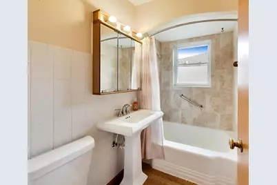 1601 Mayfair Avenue, Westchester, IL 60154 - Photo 14